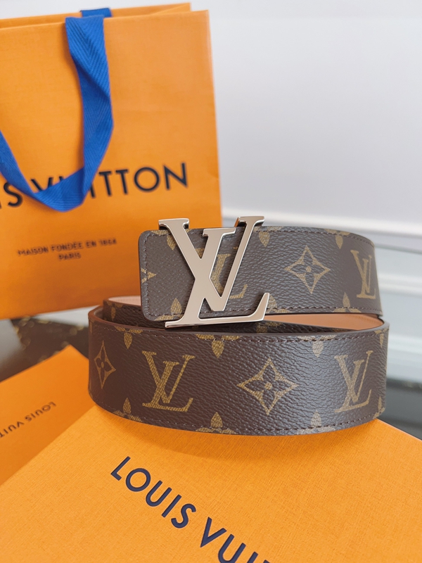 ルイヴィトンベルト着用イメージ